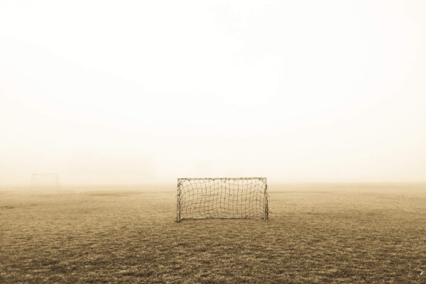 Mdeus Solutions - How to organize your time at work - Ball plus go equals game. The foggy background suggests the dreaminess of moving towards a goal